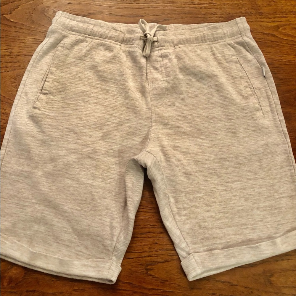 Onia Light Gray Knit Drawstring Athletic Lounge Shorts